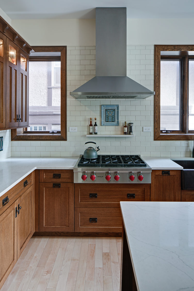 Chicago_Arts_and_Crafts_Kitchen_rangetop_DruryDesign_Chicago