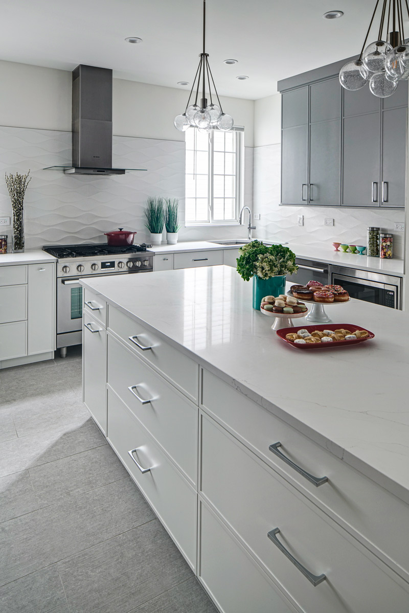Kosher-Kitchen_Chicago_Drury-Design_Hood_range_island